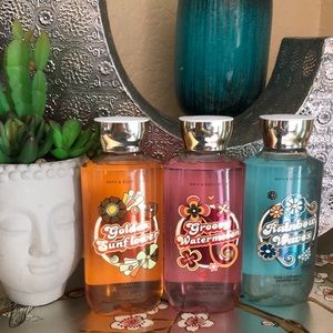 Bath and Bodyworks body wash combo